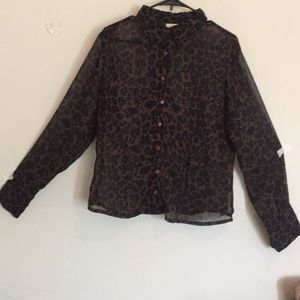 Long sleeve animal print blouse.